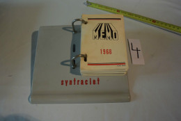 C4 Ancien Agenda De Bureau De 1968 - Small : 1961-70