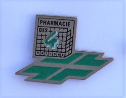 R125 Pin's PHARMA HÔPITAL PHARMACIE DES 4 NATIONS Épinal Vosges Achat Immédiat - Médical