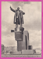 307759 / Russia Leningrad - Statue Of Lenin At Finland Station By Sculptor Sergei A. Evseev 1926 PC 1957 USSR Russie - Sculture