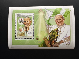 Comores Comoros Komoren 1999 YT 1122 Bloc De Luxe Pape Jean-Paul II Papst Johannes Paul Pope John Paul Dove Colombe - Päpste