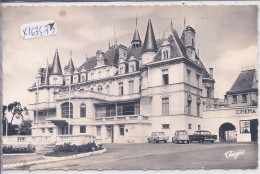 ARCACHON- CASINO DE LA PLAGE- LE CINEMA- BELLES AUTOS DES ANNEES 60 - Arcachon