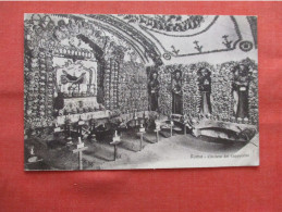 Creepy Catacombs Vintage Postcard / Mummies, Skulls - Rome >     Ref 6306 - Funeral