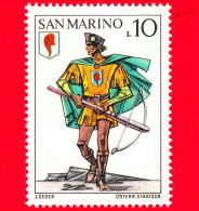 Nuovo - MNH - SAN MARINO - 1973 - Balestriere E Stemma Penna Rossa - Uniformi - Balestra - Crossbowman - 10 - Unused Stamps