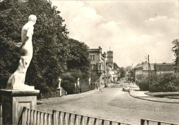 41533225 Neustrelitz Gutenbergstrasse Skulptur Statue Neustrelitz - Neustrelitz