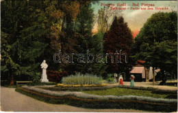 T2/T3 1907 Pöstyén-fürdő, Pistyan, Kúpele Piestany; Park Az Erzsébet Királyné (Sissi) Szoborral / Park And Sisi Statue - Unclassified