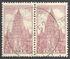 India Sc# 235 Used Pair 1951 4a Bhuvanesvara - Gebruikt