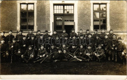 * T2/T3 Első Világháborús Osztrák-magyar Katonák Puskákkal / WWI K.u.k. Austro-Hungarian Military Group Photo, Soldiers  - Non Classés