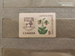 Canada Flowers (F81) - Neufs