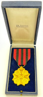 Médaille Décoration Civile Pour Long Service Dans L'administration. 2e Classe En Vermeil. - Firma's