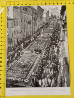 IT-00258- LA CARATTERISTICA "INFIORATA DI GENZANO"-LA VIA LIVIA TAPPEZZATA DI FIORI RIPRODUCENTI VAGHI DISEGNI 1929 - Altri & Non Classificati