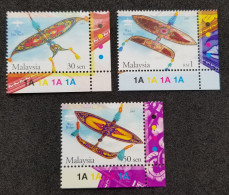 Malaysia Traditional Kites 2005 Kite Art Culture Games (stamp Color) MNH - Malaysia (1964-...)