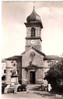 88 GOLBEY L'EGLISE Et Le Monument Aux MORTS - Golbey