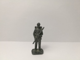 Kinder : USA Südstaaten Um 1862 1978-79 - Soldat - Sudista 4 - Eisen - RP1482 Patent - 40 Mm - Figurines En Métal