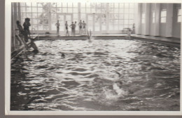 C.P. -  PHOTO - PISCINE - A IDENFIER - NAGEURS - Natation