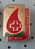 Red Cross Blood Donation 35 Years 1988 Slovenia Ex YUgoslavia Pin Badge - Medical