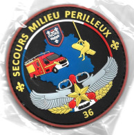 Ecusson PVC SAPEURS POMPIERS DE L INDRE GRIMP SECOURS EN MILIEU PERILLEUX 36 - Bomberos