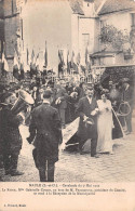 MAULE (Yvelines) - Cavalcade Du 7 Mai 1911 - La Reine, Mlle Gabrielle Cousin, Au Bras De M. Froidefond, Président Comité - Maule