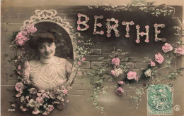 FANTAISIES - Berthe - Femme - Fleurs - Carte Postale Ancienne - Donne