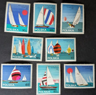 Pologne Polska  Série Complète  8 Timbres Voiliers Bateaux N° 440 à 447** - Nuevos