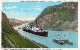 LARGE PASSENGER STEAMER PASSING THROUGH CULEBRA CUT - PANAMA CANAL - CANAL DE PANAMA - CARTOLINA FP SPEDITA NEL 1926 - Panama