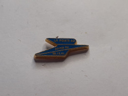 Pins PTT La Poste - Postes