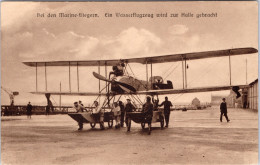 Bei Den Marine-Fliegern , Ein Wasserflugzeug Wird Zur Halle Gebracht (Ungebraucht) - Other & Unclassified