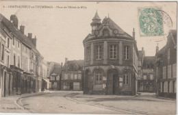 CHATEAUNEUF EN THYMERAIS  PLACE DE L HOTEL DE VILLE - Châteauneuf