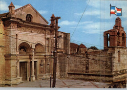 DOMINIKANISCHE REPUBLIC - SANTO DOMINGO, Catedral Santa Maria La Menor - República Dominicana