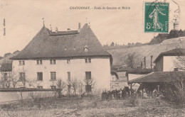 38 CHATONNAY     SAINT-JEAN-de-BOURNAY.    Ecole De Garçons Et Mairie      SUP  PLAN   Env. 1910.   RARE - Saint-Jean-de-Bournay