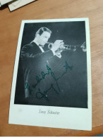 528 // PHOTO DEDICACEE  "TONY SCHUSTER" - Singers & Musicians
