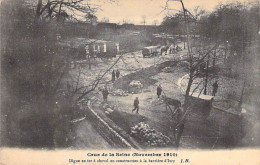 EVENEMENT - CRUES DE LA SEINE - 94 - IVRY Digue En Fer à Cheval En Construction à La Barrière D'Ivry - CPA  Val De Marne - Inundaciones