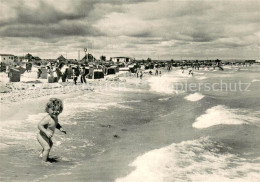 73731938 Heiligenhafen Ostseebad Strandleben Heiligenhafen Ostseebad - Heiligenhafen