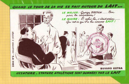 BUVARD & Blotting Paper :Le Lait  Les Militaires Incorporation Serie N°3 Esquelbecq Cachet - Zuivel