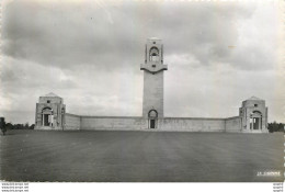 CPM Villers Bretonneux Le Memorial Americain - Montigny Le Bretonneux