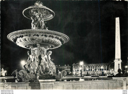 CPM Paris La Nuit La Place De La Concorde - Paris By Night