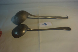 C16 2 Anciennes Louches En Aluminium Ustensile De Cuisine - Autres & Non Classés