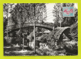 87 AIXE SUR VIENNE N°16 VOIR ZOOM Jeune Fille Sur Le Pont Romain En 1962 - Aixe Sur Vienne