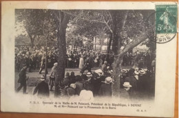 Cpa 24 Domme Souvenir De La Visite De M. Poincaré -  Et Mme Sur La Promenade De La Barre, éd P.D.S, Cliché AB - Domme