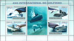 Guinea-Bissau MNH Minisheet - Dolphins