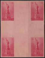 1942-452 CUBA 1942 13c DEMOCRATIA IMPERFORATED CENTE OF SHEET LIBERTY SCULTURE.  - Unused Stamps