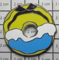 615B Pin's Pins / Beau Et Rare / DISNEY / Pin's Officiel Disney DONUT JAUNE ET BLEU - Disney