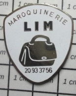 919 Pin's Pins : BEAU ET RARE : Thème MARQUES / MAROQUINERIE LIM à Ongles ? CARTABLE SAC A MAIN - Cinema