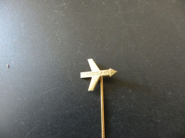 Old Pin Suisse Svizzera Switzerland - Swissair - Flugzeug Avion Airplane - Non Classés