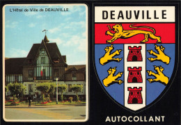 Deauville * CP Blason Autocollanbt * Place Hôtel De Ville - Deauville