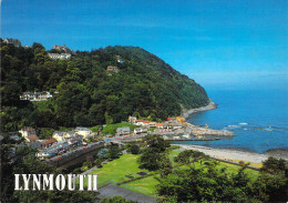 Lynmouth - Vue Sur Le Village - Lynmouth & Lynton