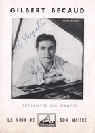 GILBERT BECAUD-autographe Sur Dépliant Pathé Marconi Format 13x 18 Cm - Cantanti E Musicisti