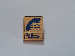 Pins France Telecom - France Télécom