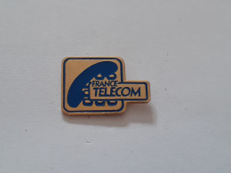 Pins France Telecom - France Télécom