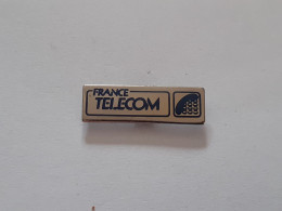 Pins France Telecom - France Télécom