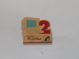 Pins France Telecom - France Télécom